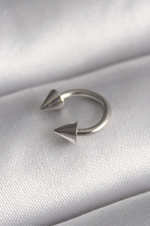 PR1366 - 316L Çelik Gümüş Renk Halka Çivi Model Kadın Piercing