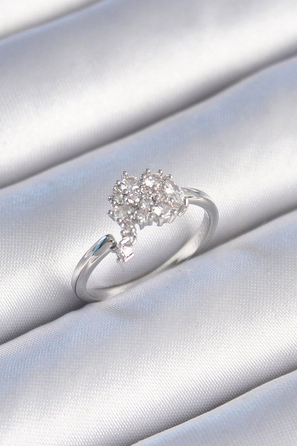 BYK3443 - Pirinç Gümüş Renk Zirkon Taşlı Kadın Yüzük