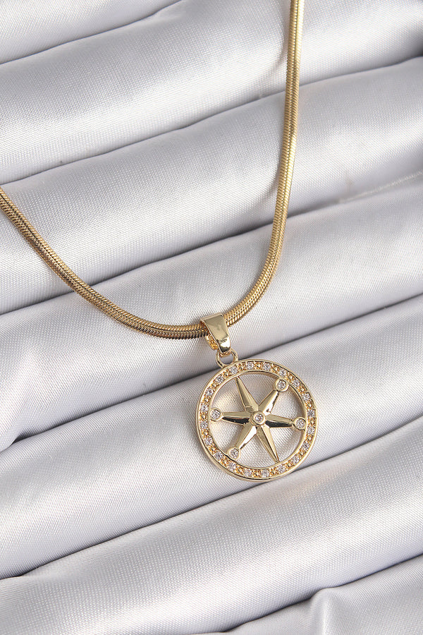 BKO9595 - 316L Çelik Gold Renk İtalyan Zincir Zirkon Taşlı Kutup Yıldız Model Kadın Kolye