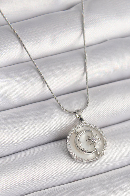 BKO9639 - 316L Çelik Gümüş Renk Zincir Zirkon Taş Detaylı Beyaz Sedefli Ay Yıldız İşleme Kadın Kolye