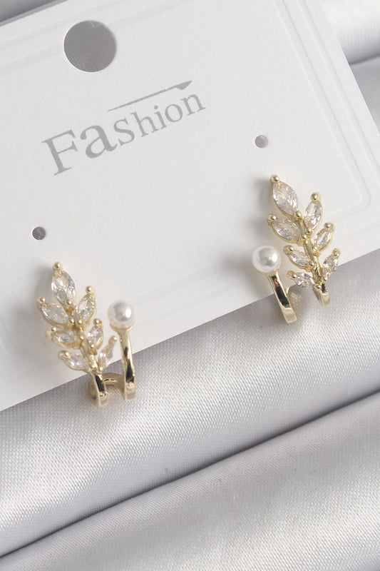 BKP9959 - Pirinç Gold Renk Zirkon Taşlı Yaprak Model İnci Detay Küpe