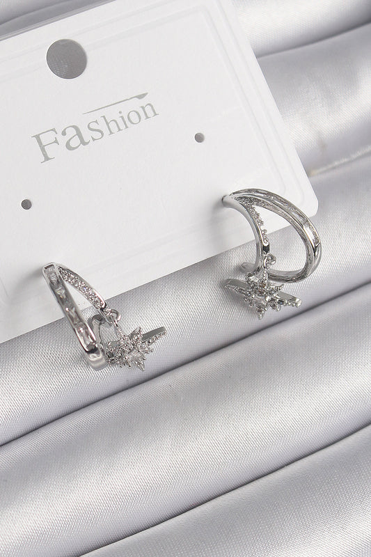 BKP9990 - Pirinç Gümüş Renk Zirkon Taşlı Halka Model Sallantı Yıldız Detay Kadın Küpe