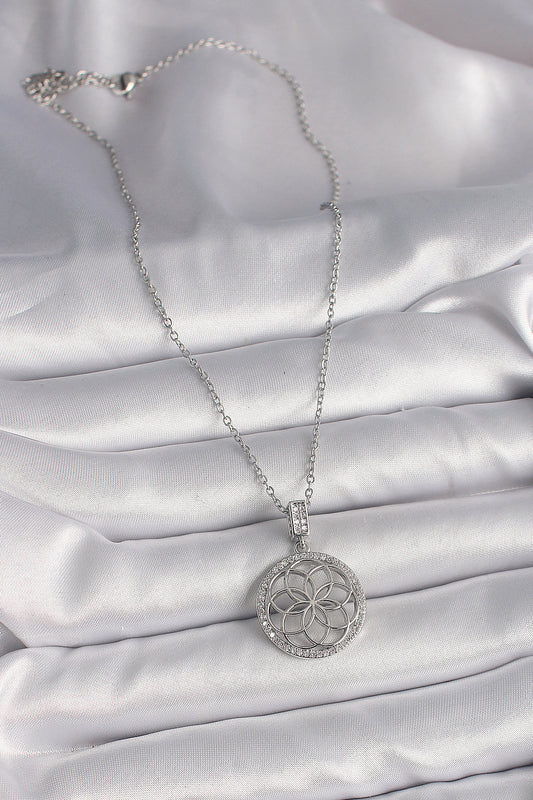 BKO9731 - 316L Çelik Gümüş Renk Zincir Zirkon Taşlı Lotus Model Kadın Kolye