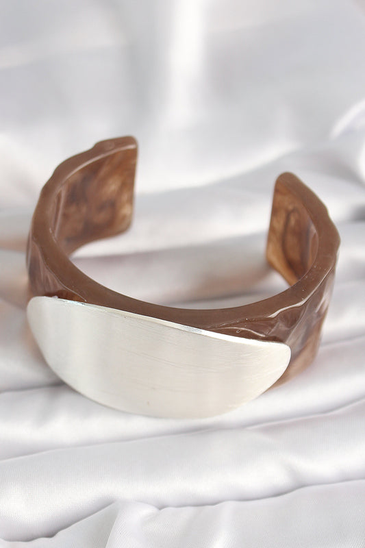 BB6674 - Kahverengi Mermer Desen Akrilik Plastik Gümüş Oval Plaka Model Vintage Kadın Bilezik