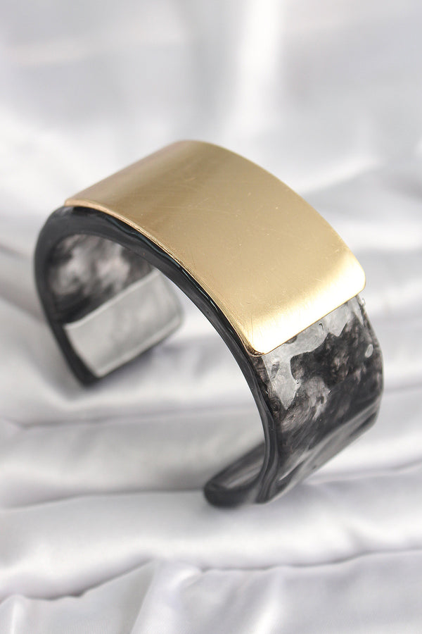 BB6685 - Siyah Mermer Desen Akrilik Plastik Gol Dikdörtgen Plaka Model Vingtage Kadın Bilezik