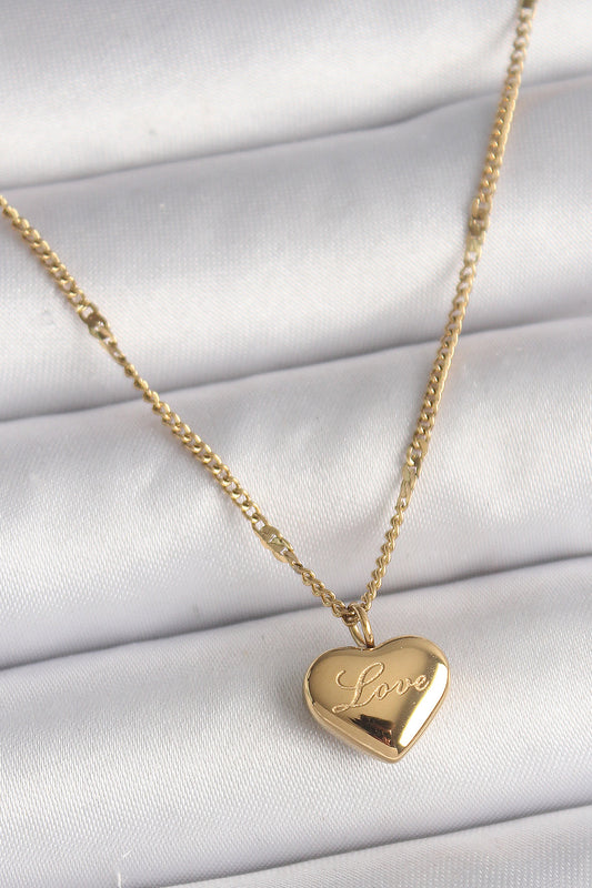 316L Çelik Gold Renk Zincir Love İşlemeli Kalp Figür Kadın Kolye - BKO9778