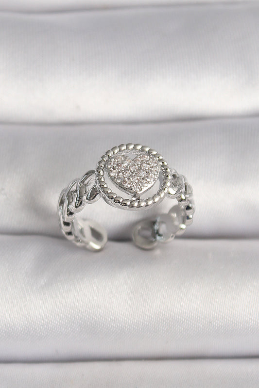 BYK3587 - Pirinç Gümüş Renk Zincir Model Zirkon Taşlı Kalp Model Kadın Yüzük