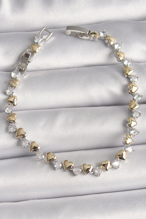 BB6714 - Pirinç Gümüş Renk Zirkon Taşlı Gold Kalpli VIP Seri Kadın Bileklik