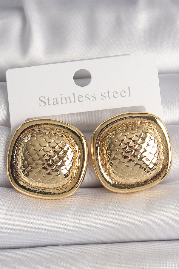 BKP10149 - Pirinç Gold Renk İşlemeli Kare Model Kadın Küpe