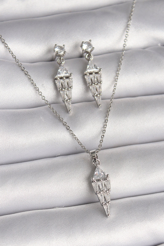 BKO9841 - 316L Çelik Gümüş Renk Zincir Sallantı Zirkon Taş Model Kadın Kolye Küpe Seti