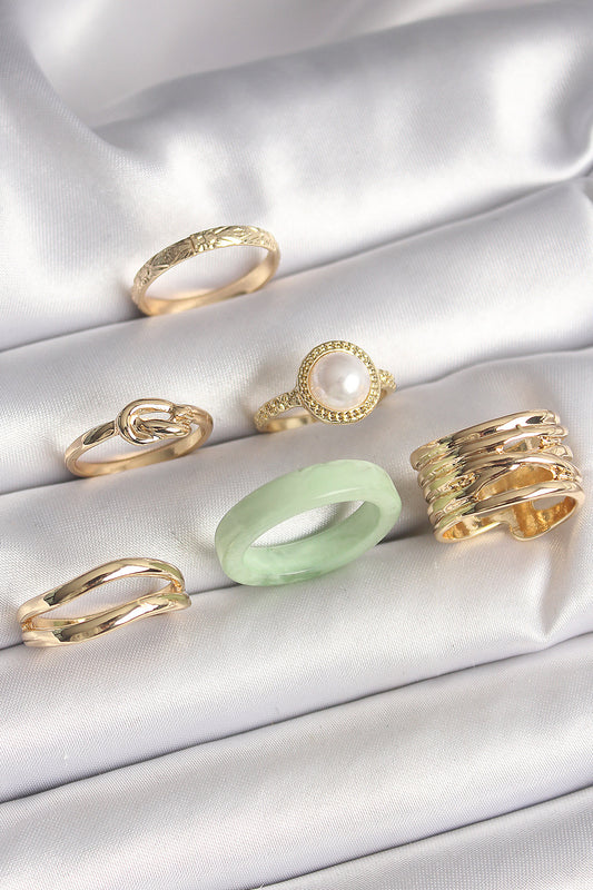 BYK3621 - Pirinç Gold Renk Düğüm Model İncili İşlemeli Plaka Model 6'Lı Kadın Yüzük Seti