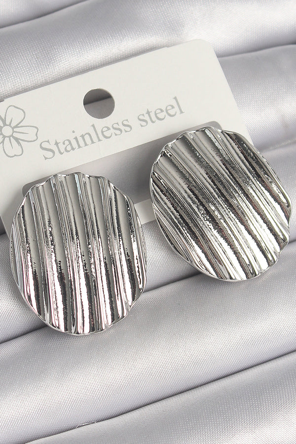 BKP10229 - Pirinç Gümüş Renk Sallantı İşlemeli Daire Plaka Model Kadın Küpe