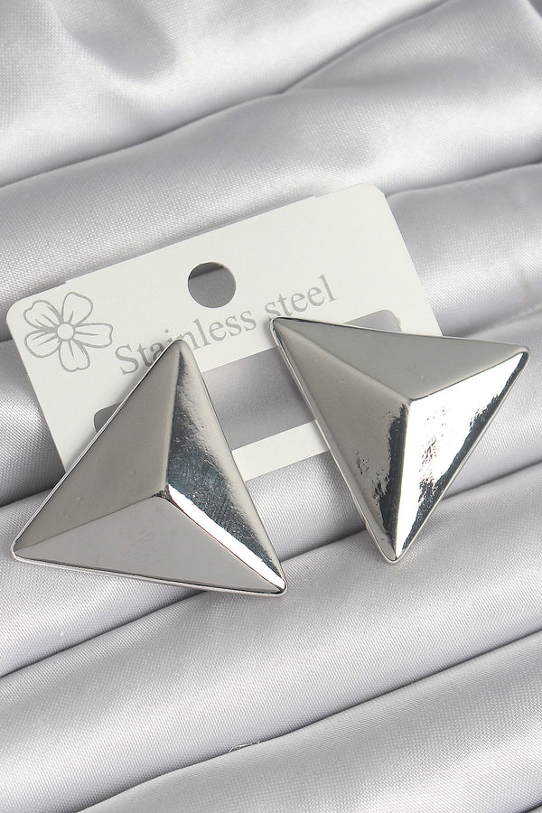 BKP10230 - Pirinç Gümüş Renk 3D Üçgen Model Kadın Küpe