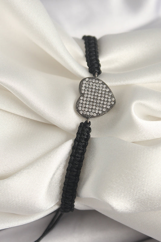 BB6794 - Pirinç Füme Renk Zirkon Taşlı Kalp Figür Asansörlü Makrome Model Kadın Bileklik