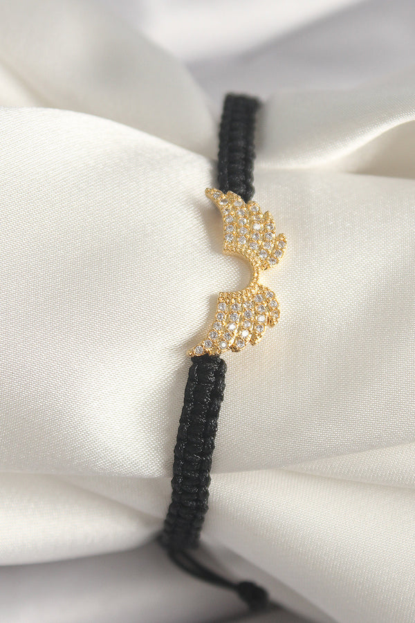 BB6803 - Pirinç Gold Renk Zirkon Taşlı Kanat Figür Asansörlü Makrome Model Kadın Bileklik