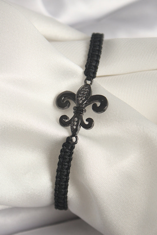 BB6805 - Pirinç Siyah Renk Zirkon Taş İşlemeli Zambak Figür Asansörlü Makrome Model Kadın Bileklik