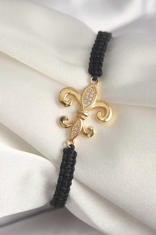 BB6807 - Pirinç Gold Renk Zirkon Taşlı Zambak Figür Asansörlü Makrome Model Kadın Bileklik