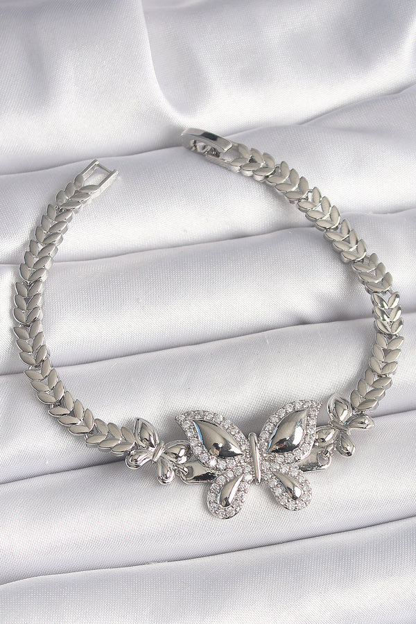 BB6815 - Pirinç Gümüş Renk Zirkon Taşlı Kelebek Model Kadın Bileklik