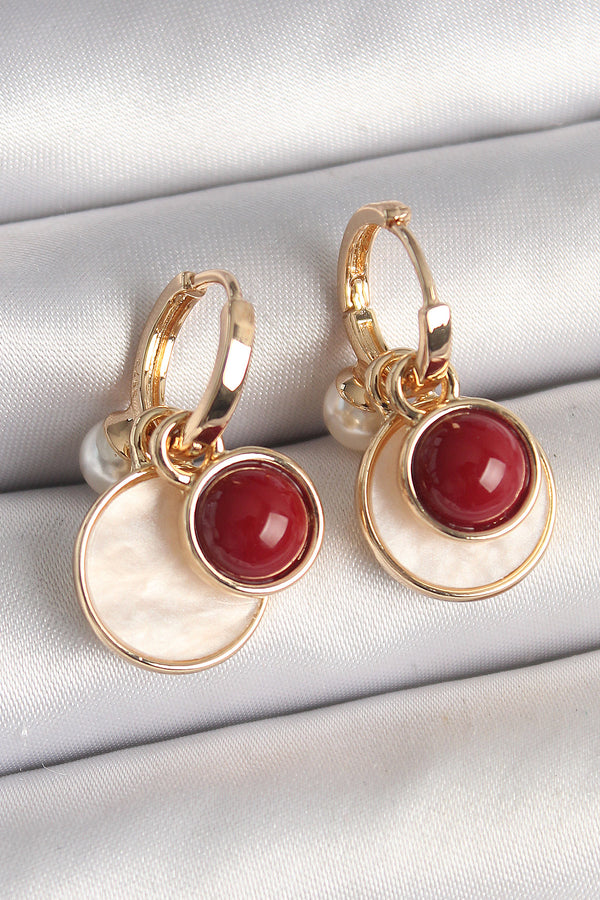 BKP10362 - Pirinç Gold Renk Sallantı Beyaz Mineli Bordo Detay Kadın Küpe