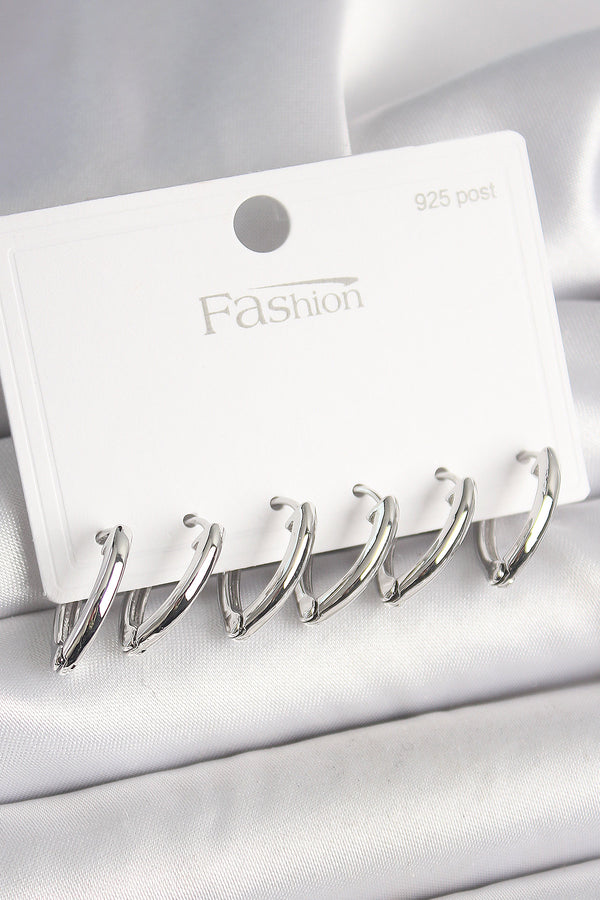 BKP10414 - 925 Ayar Gümüş Çivi Pirinç Gümüş Renk Üçgen Model Kadın Küpe Seti