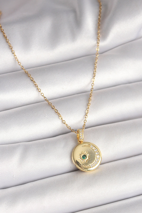 BKO9952 - 316L Çelik Gold Renk Zincir Zirkon Taş İşlemeli Hilal Yıldız İşlemeli Madalyon Model Kadın Kolye