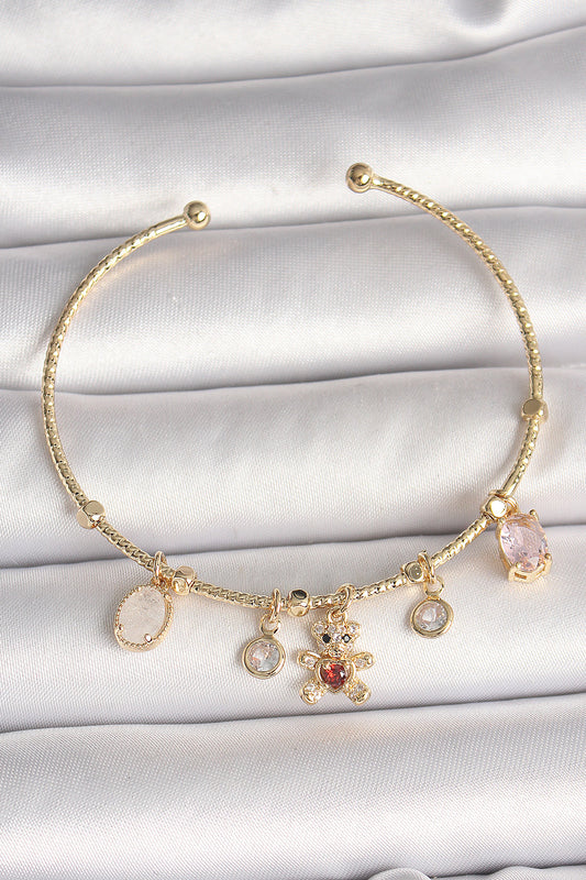 BB6896 - Pirinç Gold Renk Sallantı Zirkon Taşlı Ayıcık Figür Kırmızı Kalp Detay Charm Kadın Bileklik