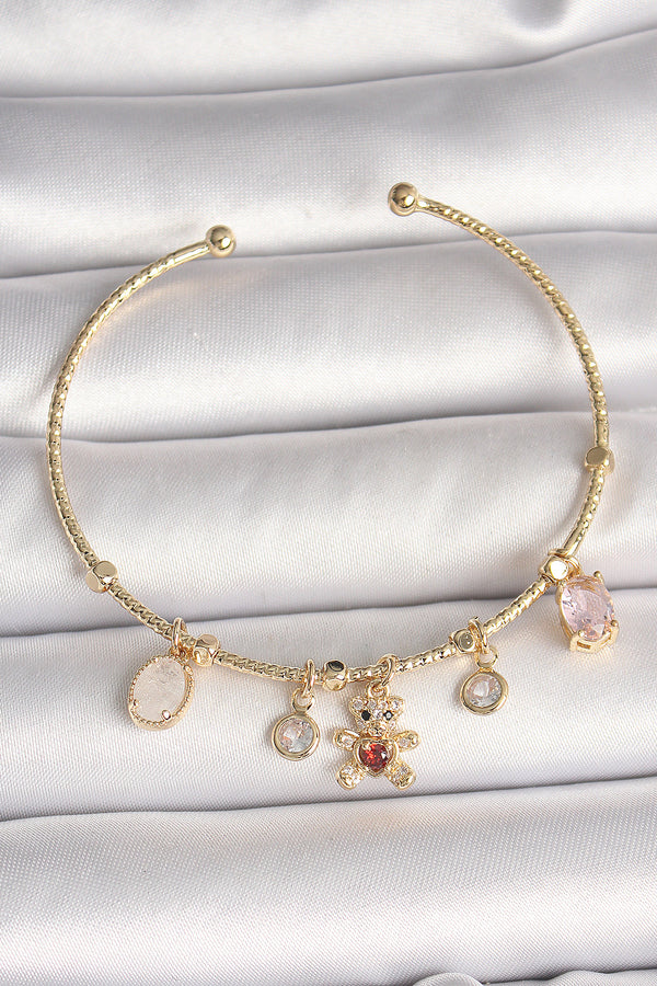 BB6896 - Pirinç Gold Renk Sallantı Zirkon Taşlı Ayıcık Figür Kırmızı Kalp Detay Charm Kadın Bileklik