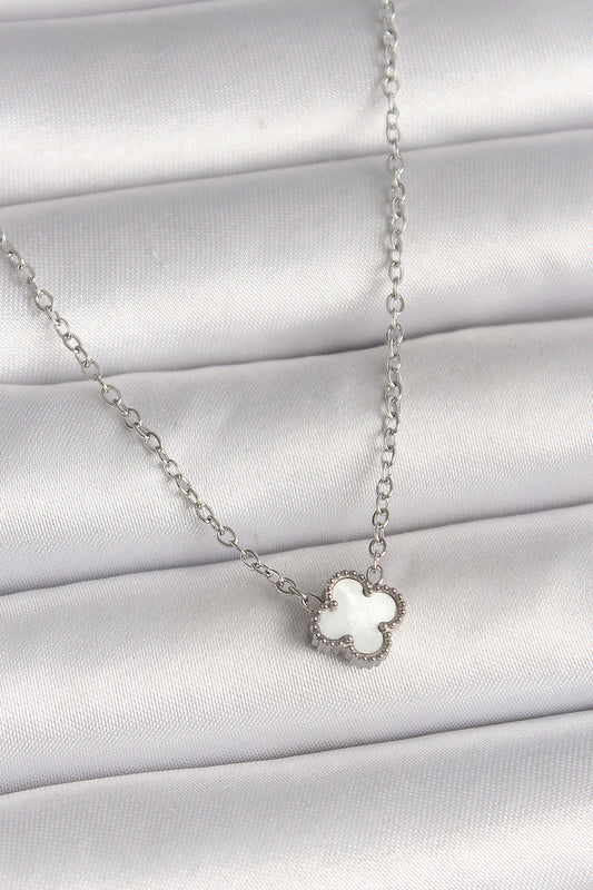 BKO10020 - 316L Çelik Gümüş Renk Beyaz Yonca Model Kadın Kolye