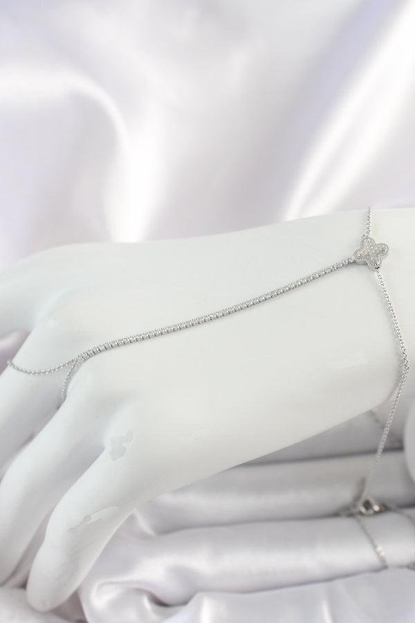 SN626 - Pirinç Gümüş Renk Su Yolu Zirkon Taşlı İşlemeli Yonca Model Kadın Şahmeran