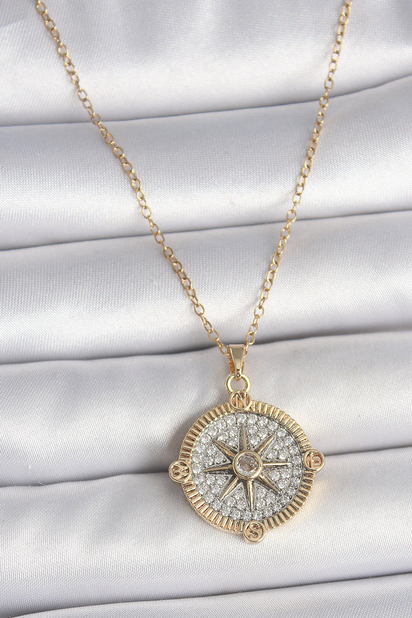 BKO10093 - 316L Çelik Gold Renk Zirkon Taşlı Pusula Model Kadın Kolye