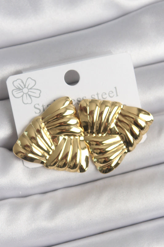 316 Çelik Gold Renk İşlemeli Üçgen Model Kadın Küpe - BKP10524