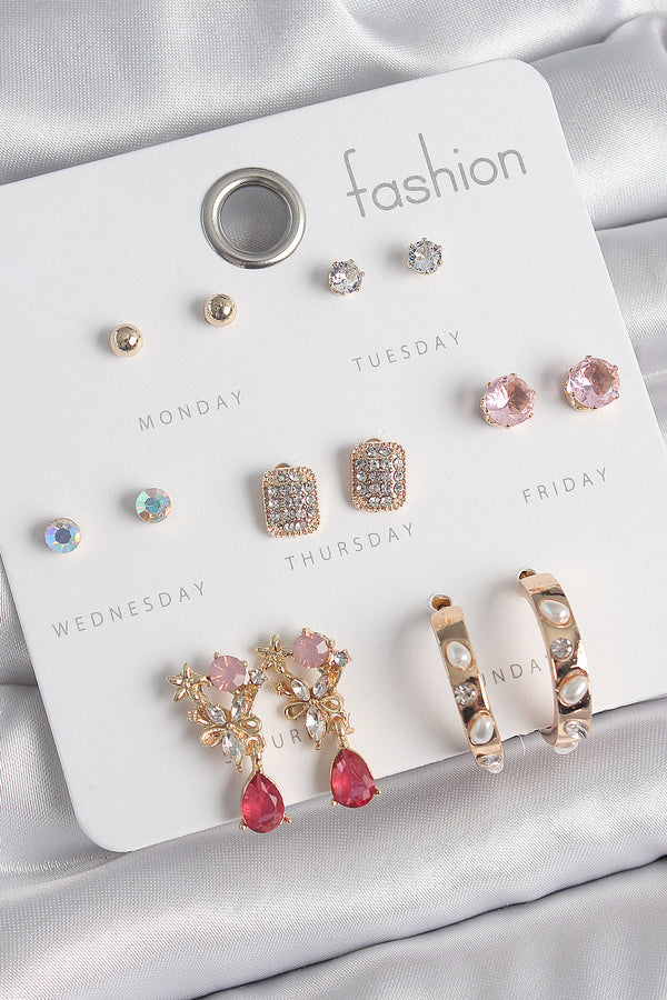 BKP10537 - Pirinç Gold Renk Zirkon Taşlı Çiçek Figür İncili Halka Figür 7 Çift Kadın Küpe Seti