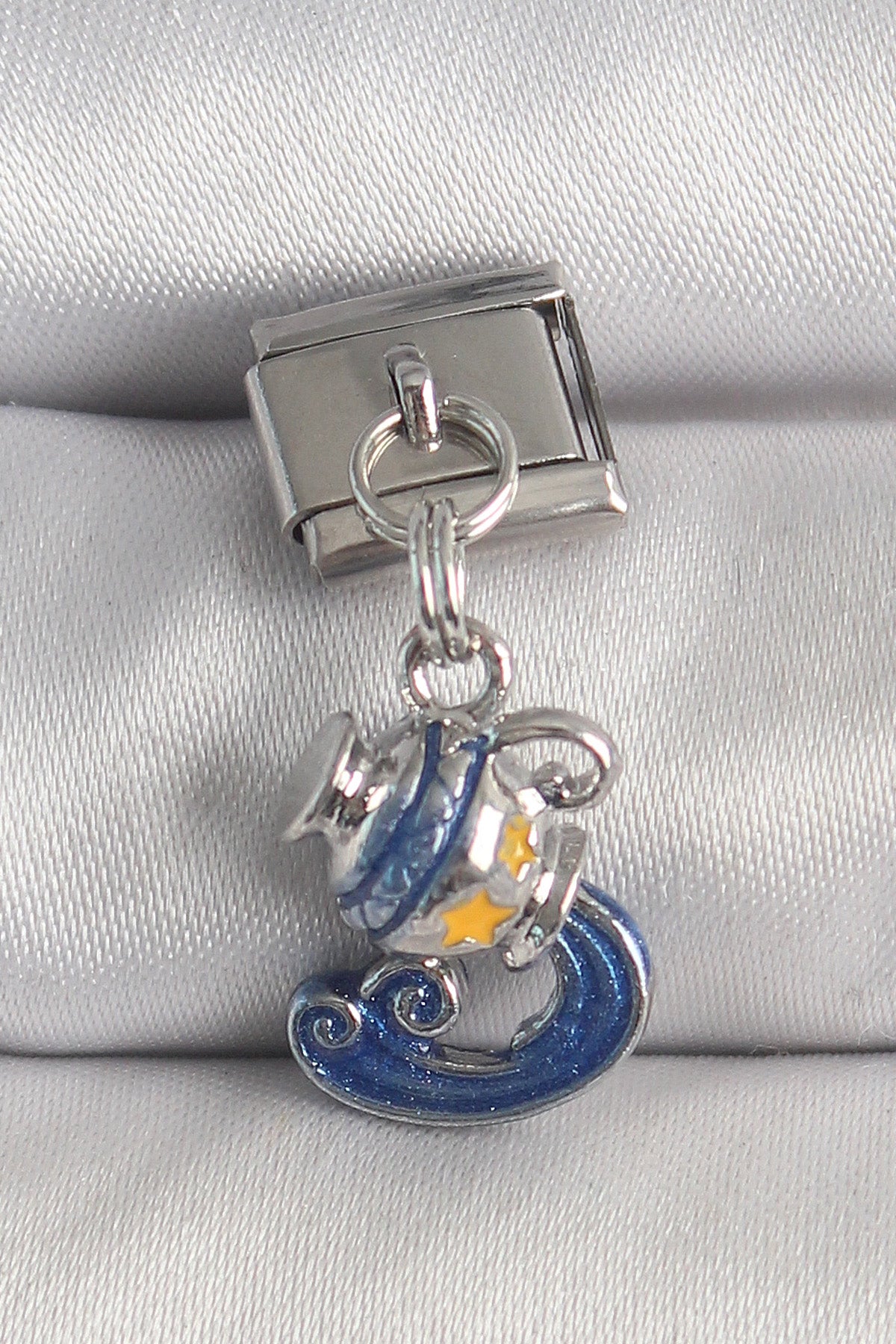 BC1374 - 316L Çelik Gümüş Renk Sallantı Kova Burç Model Nomination Charm