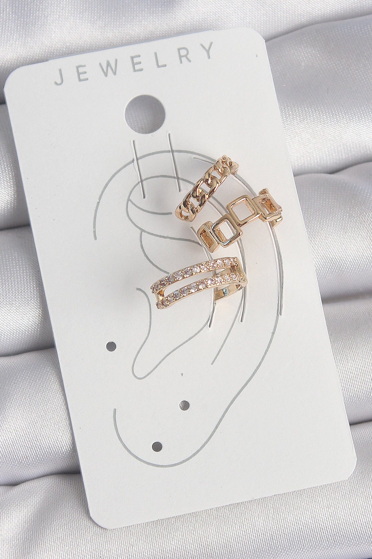 Pirinç Gold Renk Zirkon Taşlı Kare Zincir Model Kadın Kıkırdak Küpe - BKP10588