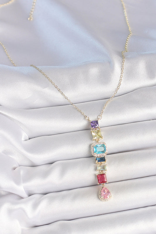 BKO10225 - Gold Karışık Renk Zirkon Taşlı Y Pirinç Kolye