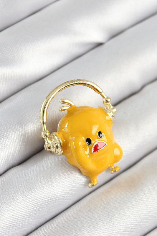 BR446 - 3D Kulaklıklı Sarı Civciv Figürlü Gold Renk Kadın Broş