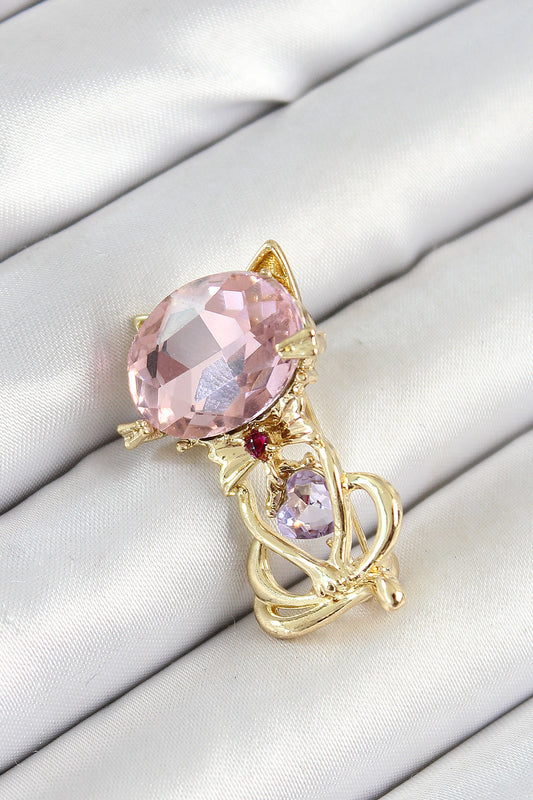 BR447 - Pembe Zirkon Taşlı Kap Detaylı Kedi Figürlü Gold Renk Kadın Broş