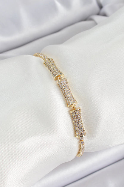 BB7070 - Pirinç Gold Renk Zirkon Taşlı Kemik Model Kadın Bileklik