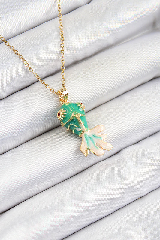 BKO10323 - 316L Çelik Zincir Yeşil Balık Model Gold Renk Kadın Kolye