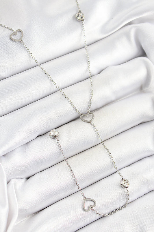 BKO10334 - 316L Çelik Zirkon Taşlı Kalp Figürlü Y Model Gümüş Renk Kadın Kolye