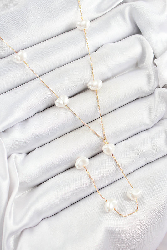 BKO10335 - Pirinç İncili Kalp Figürlü Y Model Gold Renk Kadın Kolye