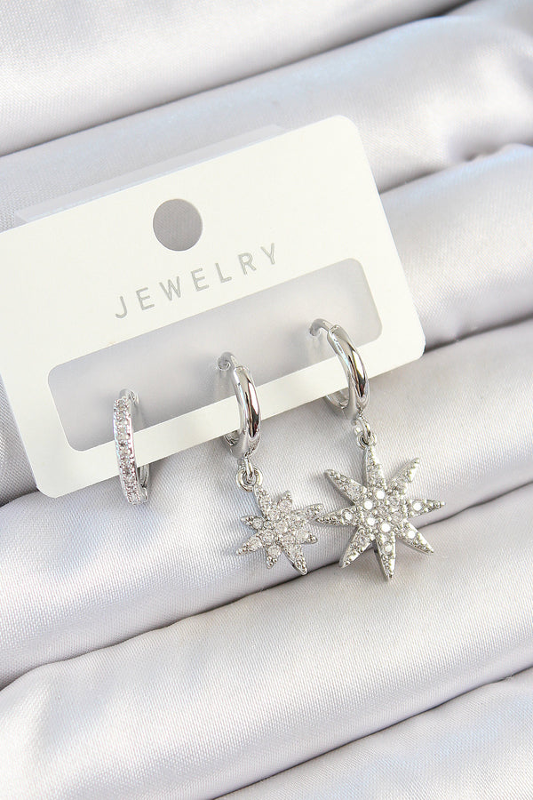 BKP10803 - Pirinç Zirkon Taşlı Kutup Yıldızı Model Gümüş Renk 3'lü Çift Kadın Küpe Set