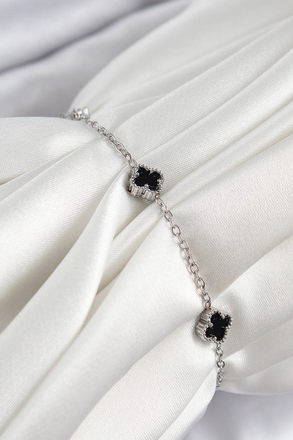 BB7360 - 316L Çelik Siyah Sedef Yonca Model Gümüş Renk Kadın Bileklik