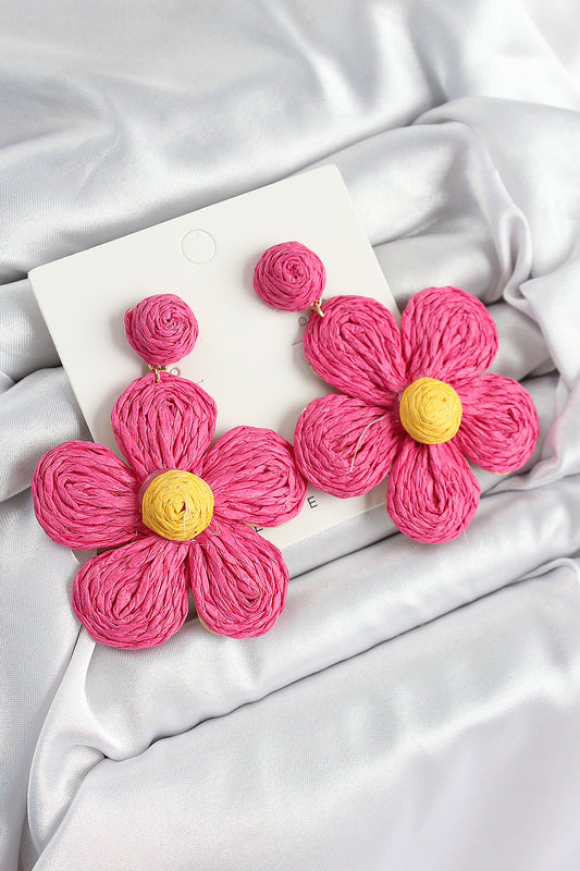 BKP10897 - Pirinç Pembe Papatya Model Gold Renk Kadın Hasır Küpe