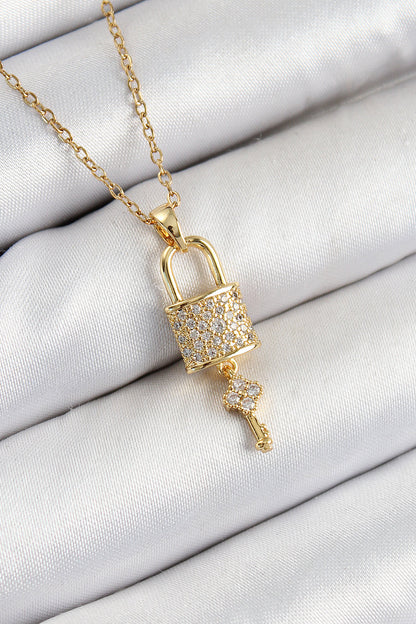 316L Çelik Zirkon Taşlı Kilit Ve Sallantılı Anahtar Model Gold Renk Kadın Kolye - BKO10353