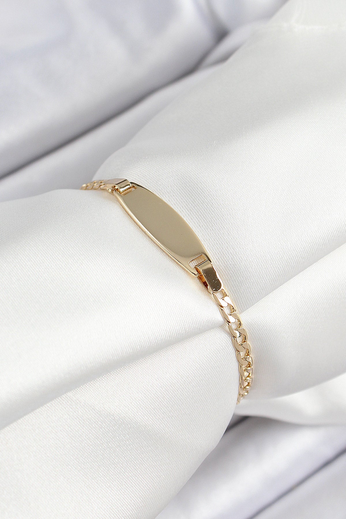 BB7435 - Pirinç Oval Model Gold Renk Xuping Bebek Künyesi