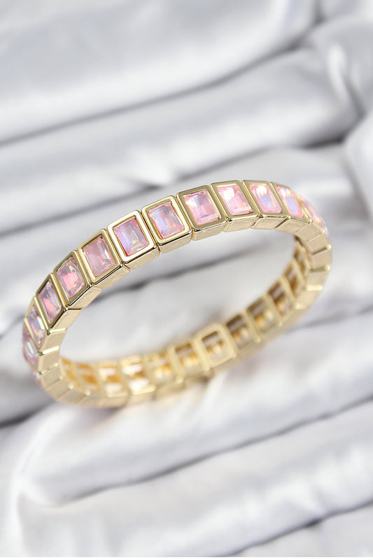 Pirinç Pembe Zirkon Taşlı Dikdörtgen Model Gold Renk Lastikli Kadın Bileklik - BB7491