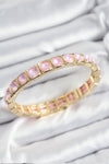 BB7499 - Pirinç Pembe Zirkon Taşlı Kare Model Gold Renk Lastikli Kadın Bileklik