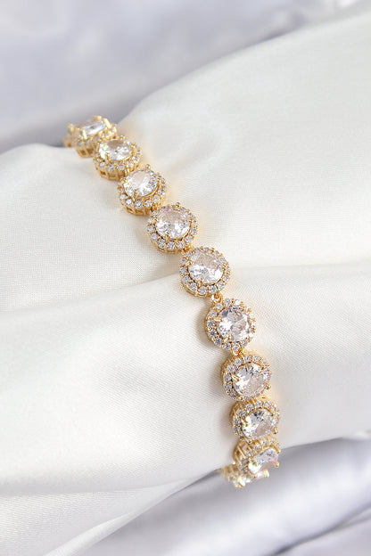Pirinç Zirkon Taşlı Daire Baget Model Gold Renk VIP Seri Kadın Bileklik - BB7514