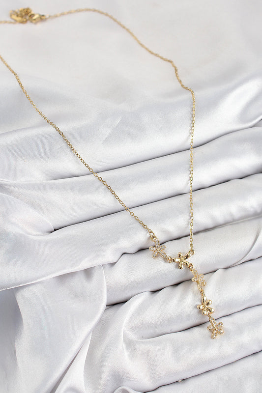 BKO10407 - 316L Çelik Zirkon Taşlı Çiçek Model Gold Renk Kadın Kolye